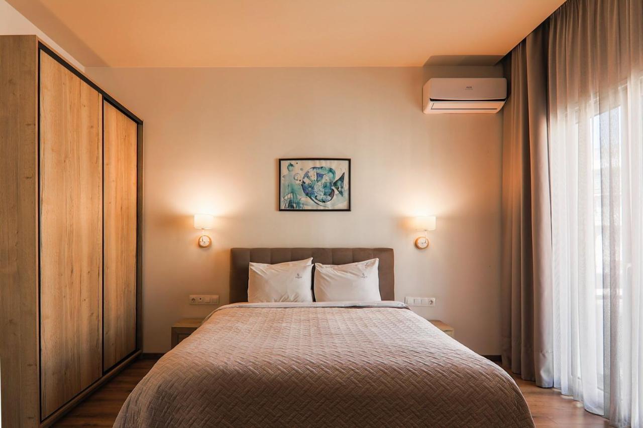 Superior One Luxury Apartments Tesalonika Bagian luar foto