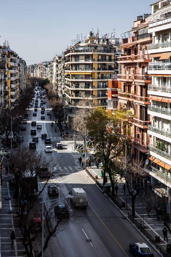 Superior One Luxury Apartments Tesalonika Bagian luar foto