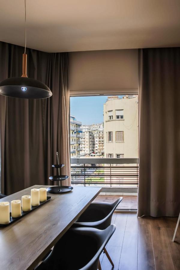 Superior One Luxury Apartments Tesalonika Bagian luar foto