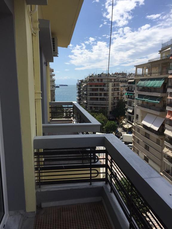 Superior One Luxury Apartments Tesalonika Bagian luar foto